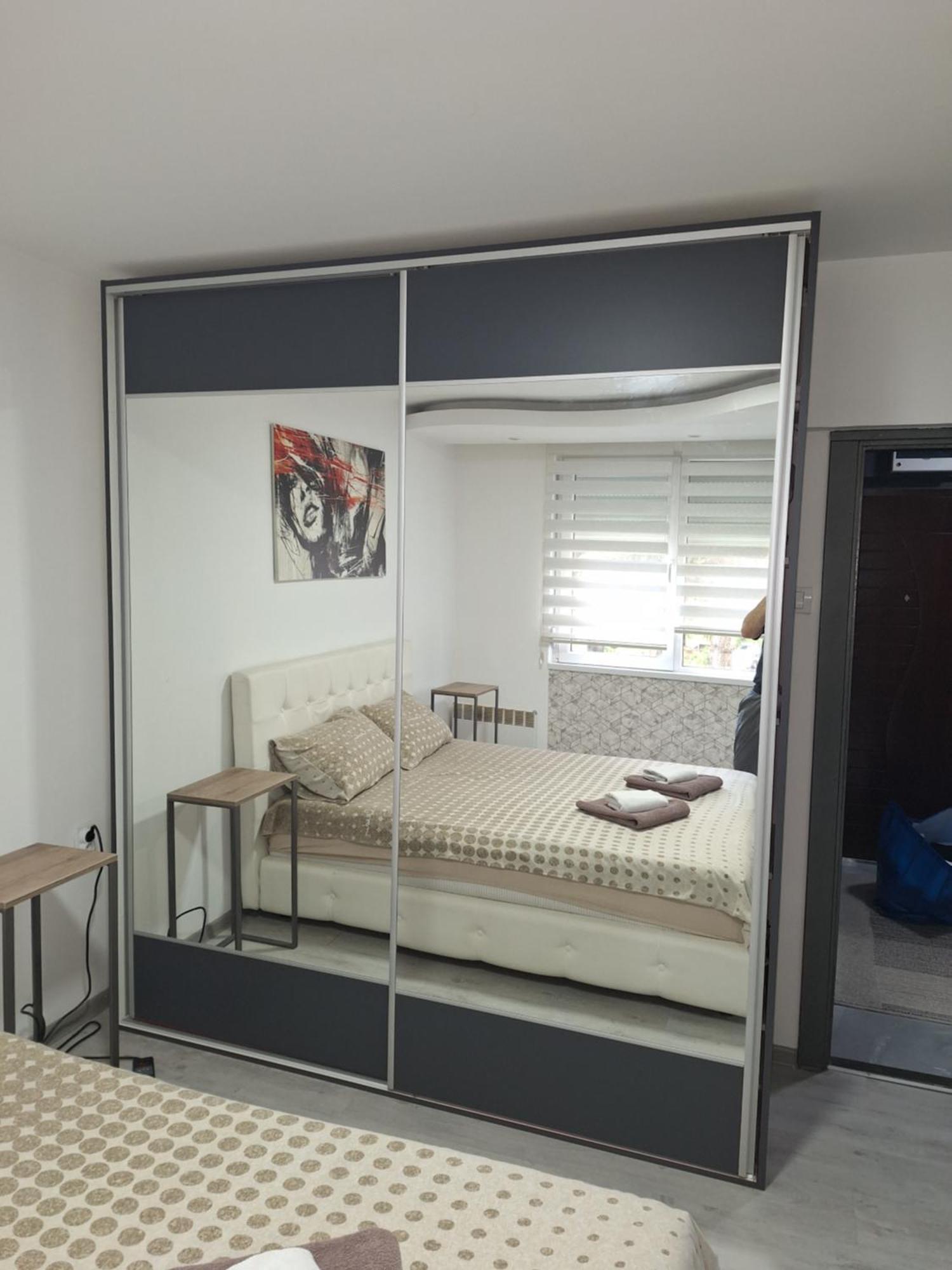 Lux Apartment 7, Parking Ni Exterior foto